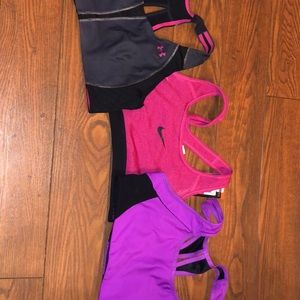 Sports bra lot